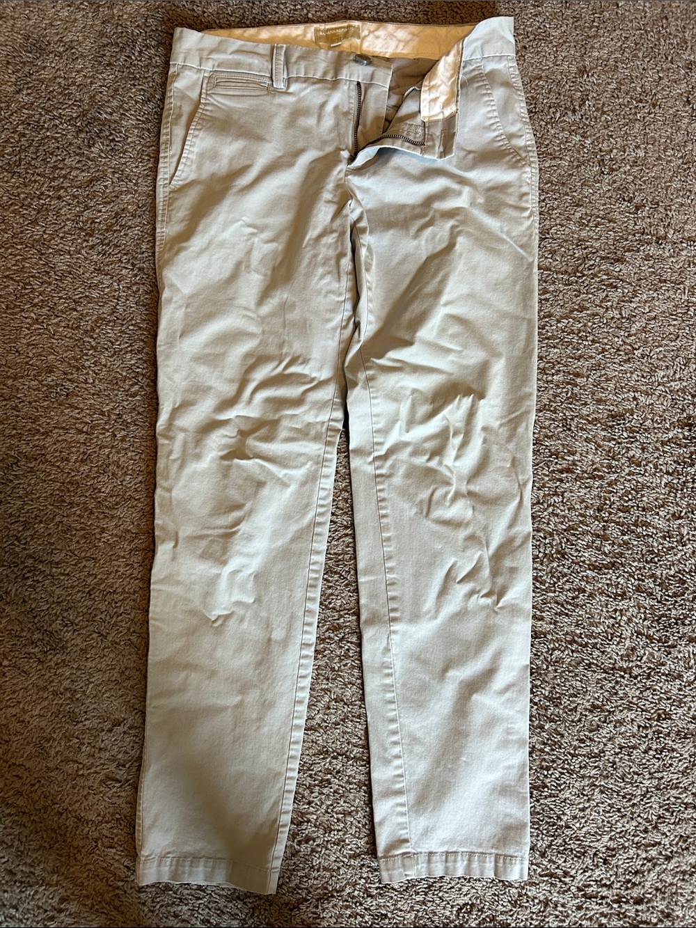 Banana Republic Slim Chinos in Light Khaki